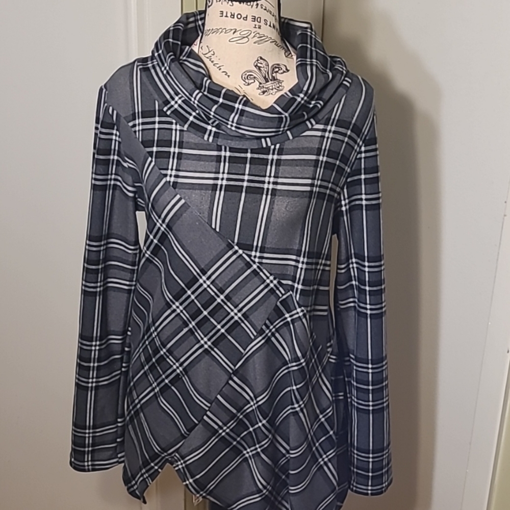 Super Soft Tunic - Size Medium